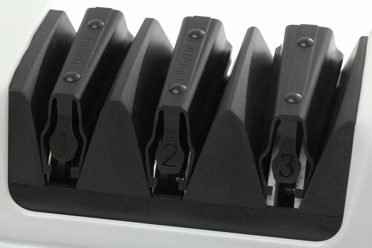 Chef's Choice 1520 Messerschärfer Mit 15° Und 20° Schleifwinkel 5 Chef's Choice 1520 Messerschärfer Mit 15° Und 20° Schleifwinkel – Bild 3