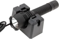 Fenix RC20 Aufladbare LED Taschenlampe 18 Fenix RC20 Aufladbare LED Taschenlampe -Victorinox Verkäufe FERC20 05 fenix rc20 ferc20 05