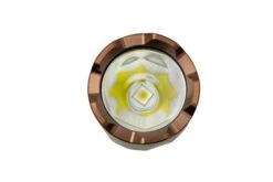 Fenix TK20R UE Desert Camo, Aufladbare Taschenlampe, 2800 Lumen -Victorinox Verkäufe FETK20RUE DC 03 fenix