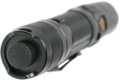 Fenix UC35 V2.0 Aufladbare LED-Taschenlampe 14 Fenix UC35 V2.0 Aufladbare LED-Taschenlampe -Victorinox Verkäufe FEUC35 05 fenix v2018