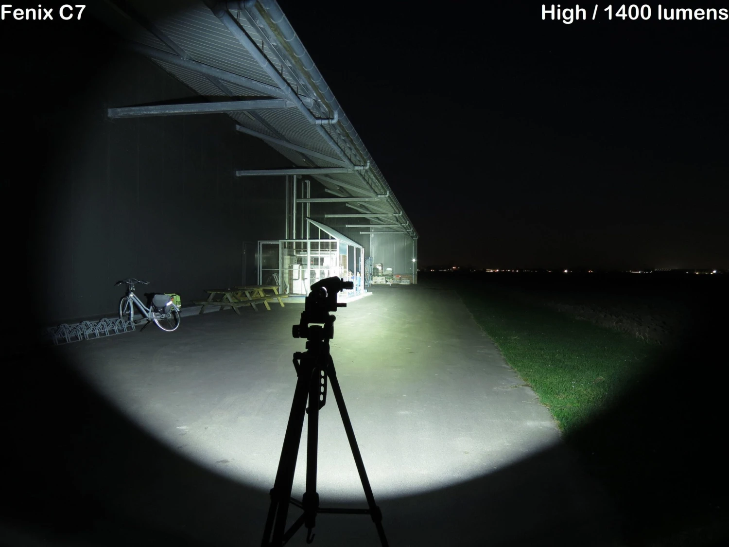 Fenix C7 Wiederaufladbare Taschenlampe, 3000 Lumen 10 Fenix C7 Wiederaufladbare Taschenlampe, 3000 Lumen – Bild 8