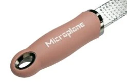 Microplane Premium Classic Reibe, Dusty Rose 7 Microplane Premium Classic Reibe, Dusty Rose -Victorinox Verkäufe MP46923 03 microplane