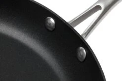 SCANPAN Pro IQ Bratpfanne, 28 Cm -Victorinox Verkäufe PS68002800 03 scanpan pro iq ps68002800 03