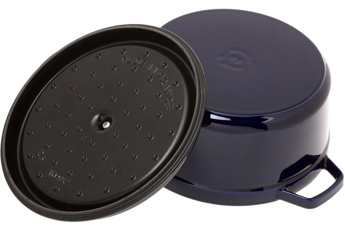 Staub Bräter/Cocotte 26 Cm, 5,2 L Blau 5 Staub Bräter/Cocotte 26 Cm, 5,2 L Blau – Bild 3