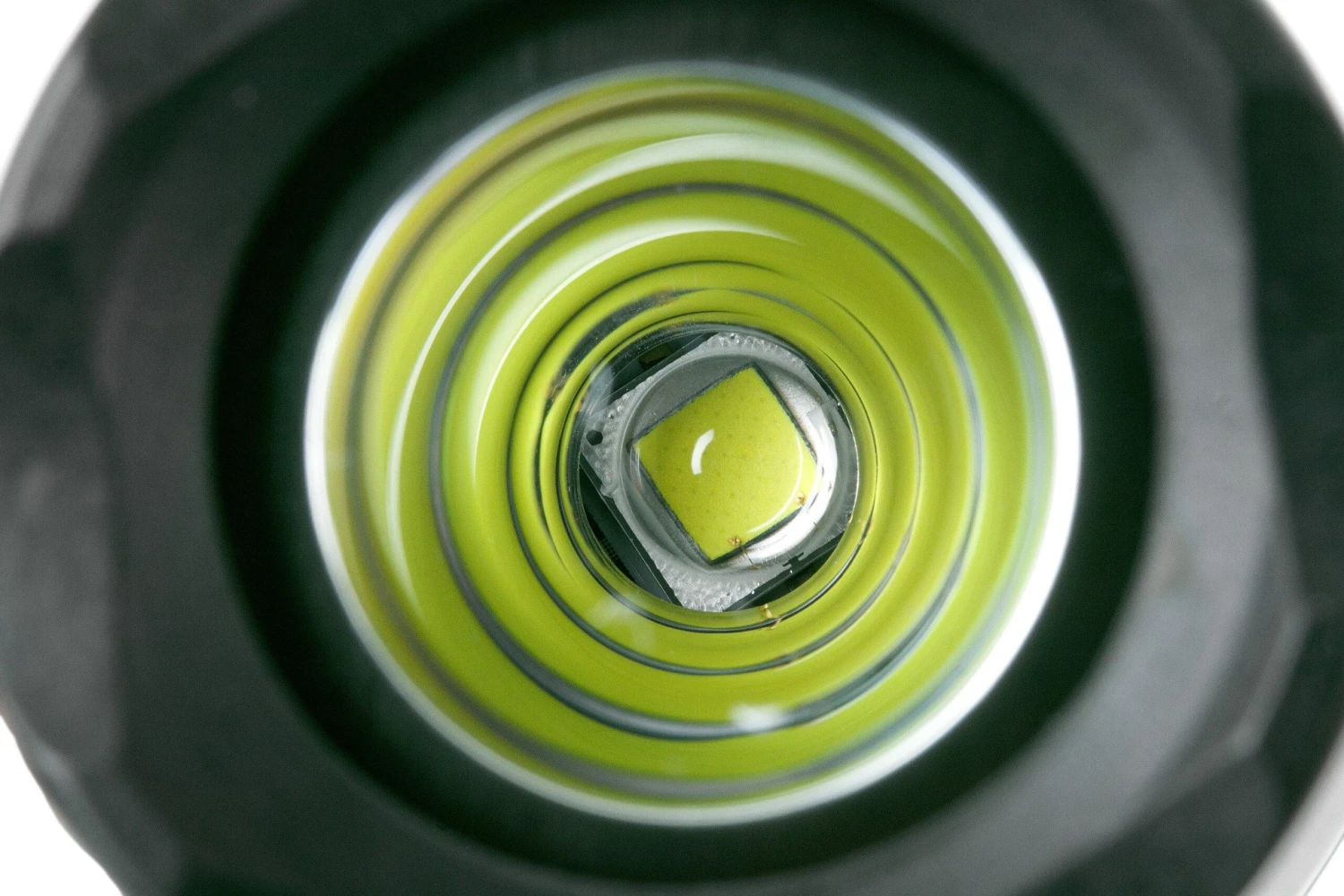 SureFire E1B Backup Dual-output LED-Taschenlampe 3 SureFire E1B Backup Dual-output LED-Taschenlampe