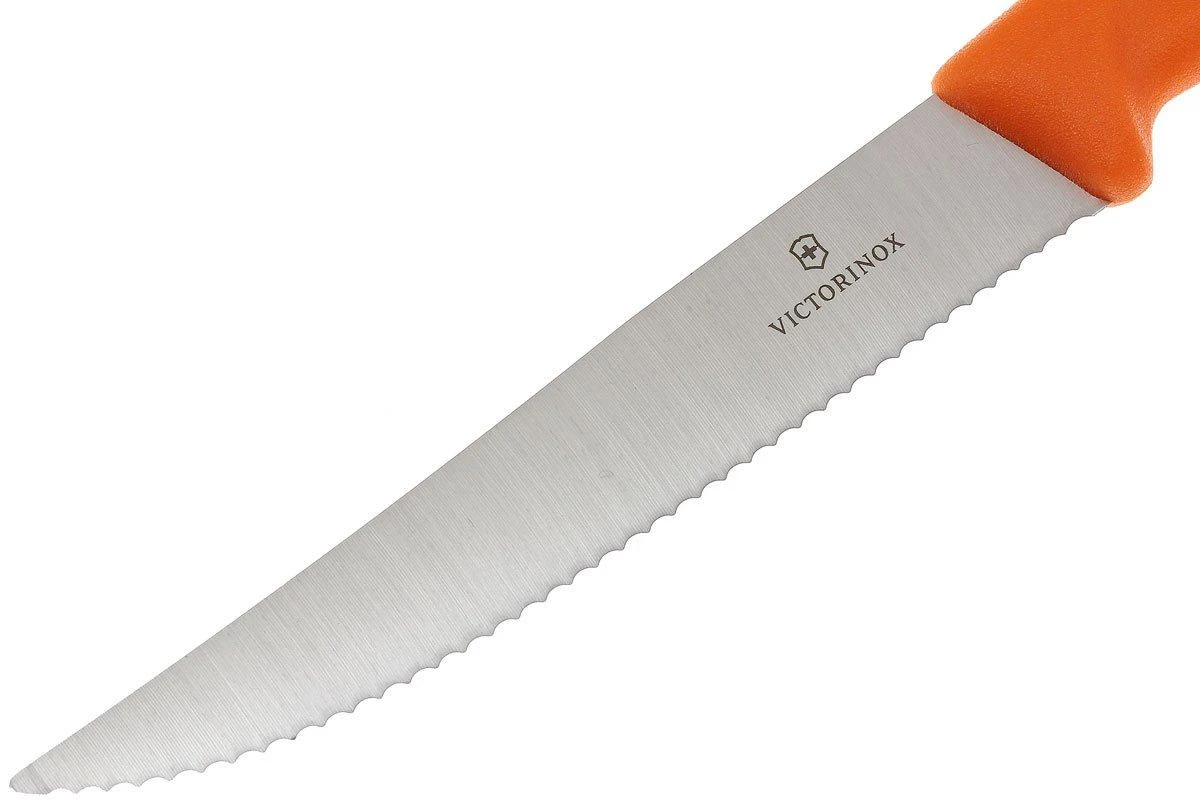 Victorinox SwissClassic Pizza-/Steakmesser Orange, 2 St., 6.7936.12L9B 4 Victorinox SwissClassic Pizza-/Steakmesser Orange, 2 St., 6.7936.12L9B – Bild 2