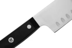 Zwilling Gourmet Santoku Mit Kullen 18 Cm, 36118-181-0 11 Zwilling Gourmet Santoku Mit Kullen 18 Cm, 36118-181-0 -Victorinox Verkäufe ZW36118 181 0 05 zwilling